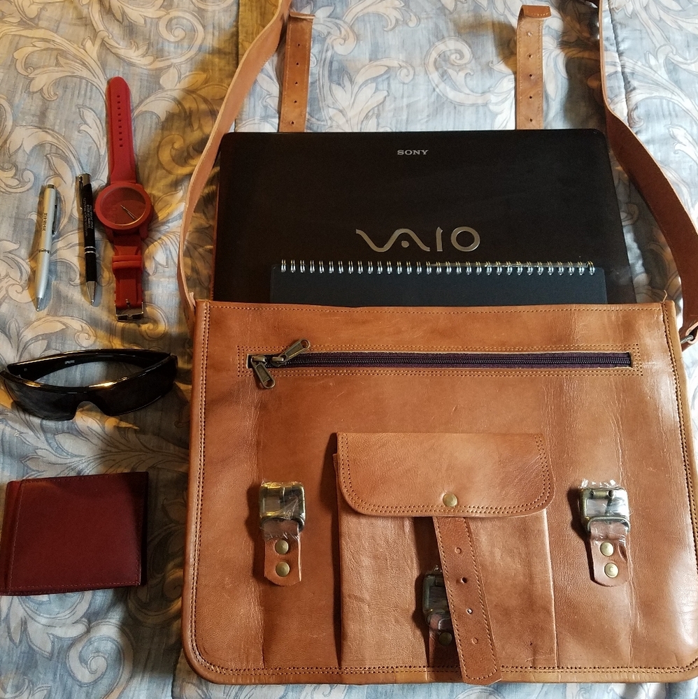 COPY - Messenger Bag 15'
